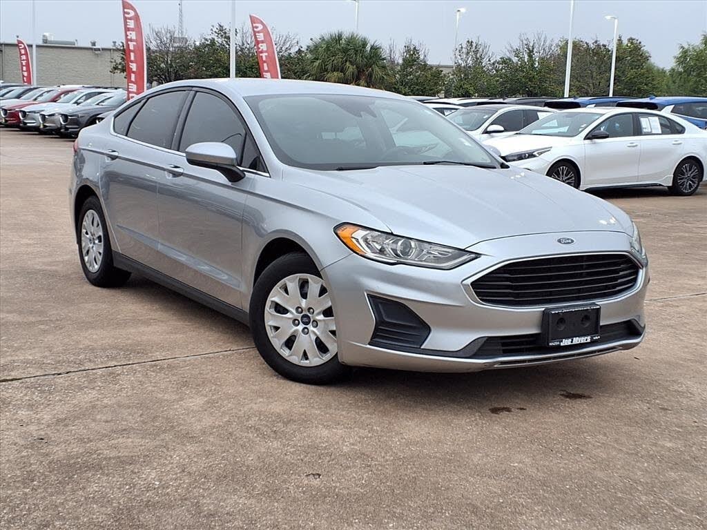 2020 Ford Fusion S FWD