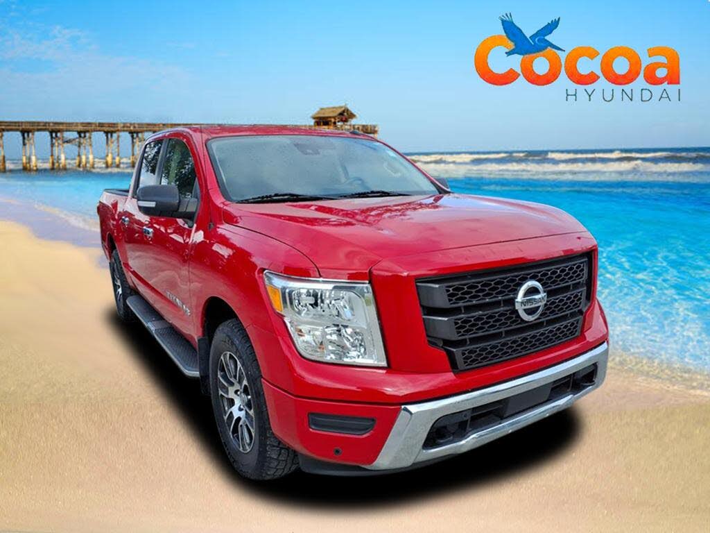 2020 Nissan Titan SV Crew Cab 4WD