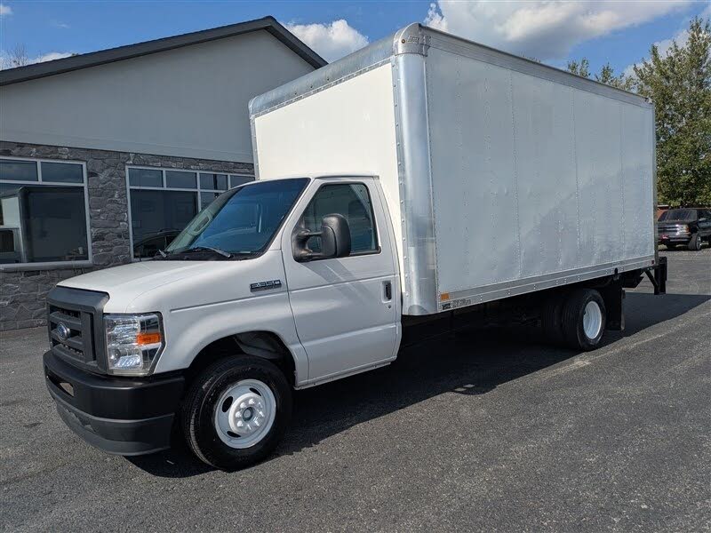 2021 Ford E-Series Chassis E-350 SD Cutaway SB RWD
