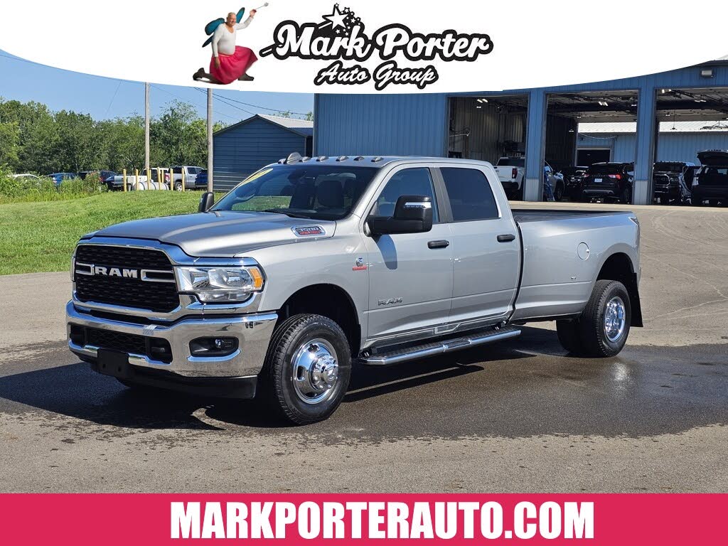 2024 RAM 3500 Big Horn Crew Cab LB DRW 4WD