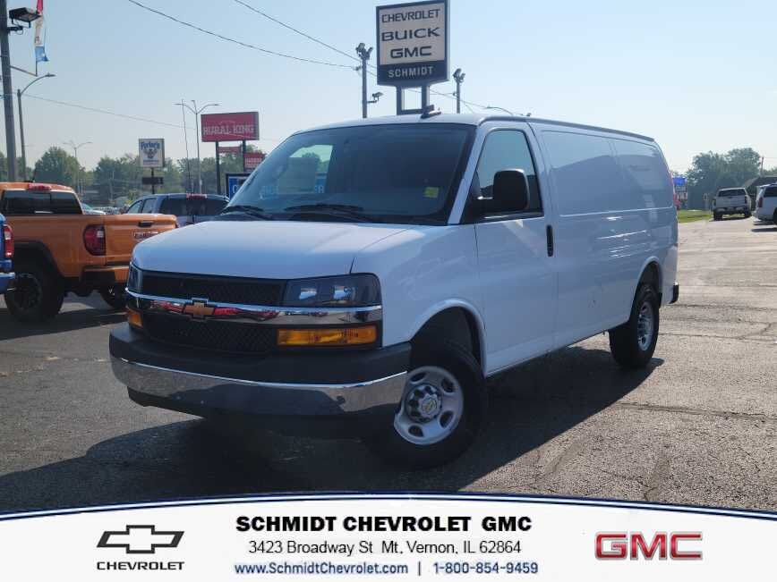 2025 Chevrolet Express Cargo 2500 RWD