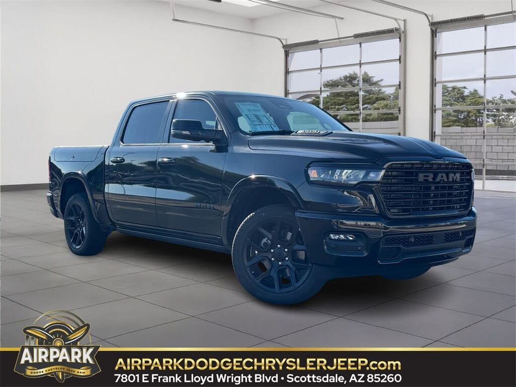 2026 RAM 1500 Laramie Crew Cab 4WD