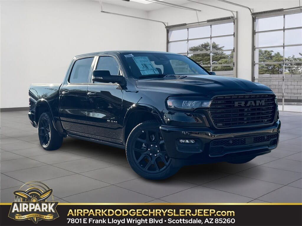 2026 RAM 1500 Laramie Crew Cab 4WD
