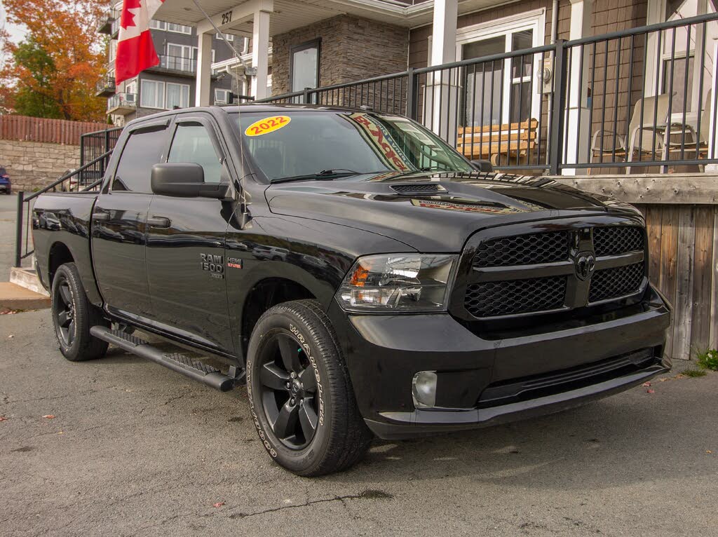 2022 RAM 1500 Classic Tradesman Crew Cab 4WD