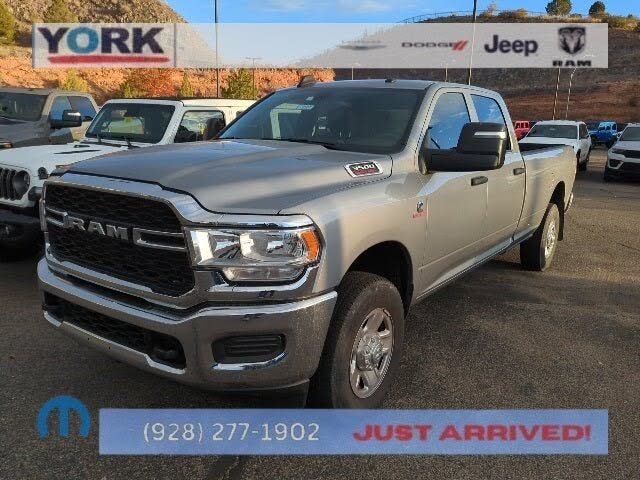 2024 RAM 3500 Tradesman Crew Cab LB 4WD