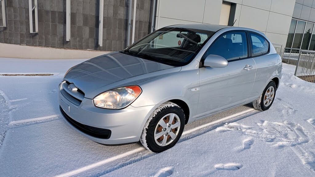 2008 Hyundai Accent L 2-Door Hatchback FWD