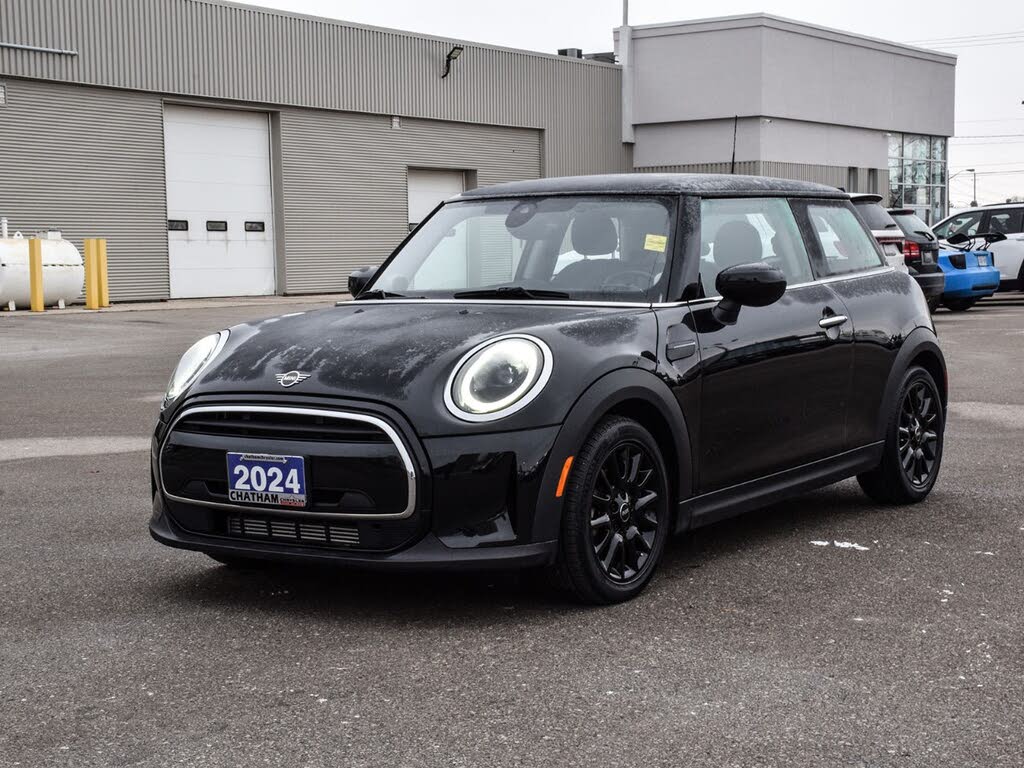 MINI Cooper 2-Door Hatchback FWD 2024