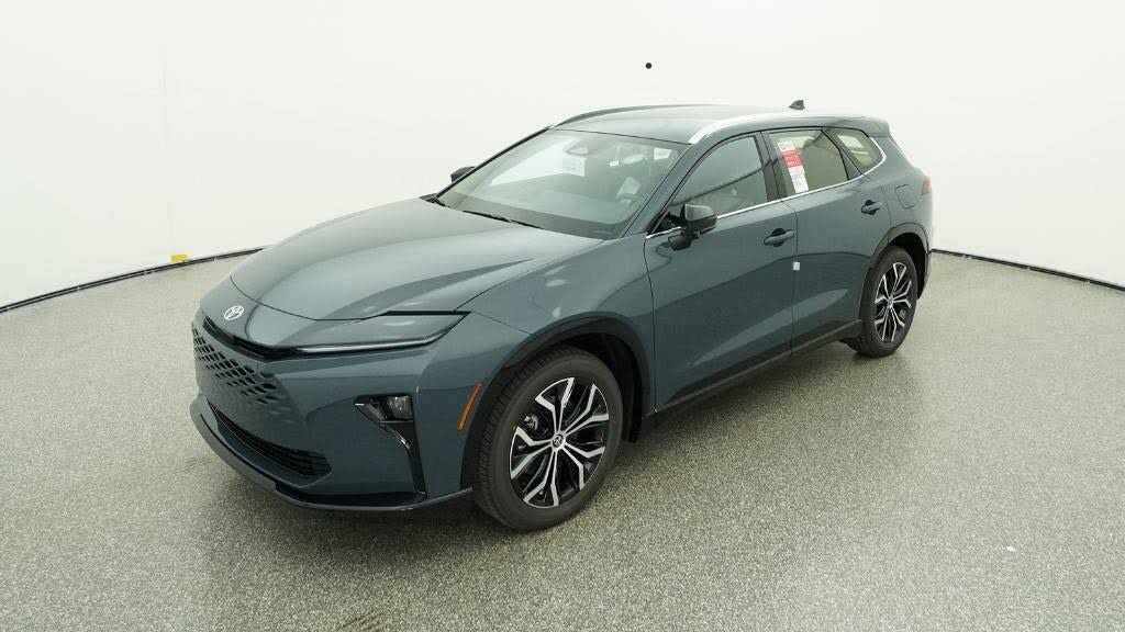 2025 Toyota Crown Signia XLE AWD