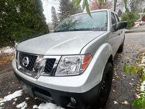 Nissan Frontier SV V6 Crew Cab 4WD