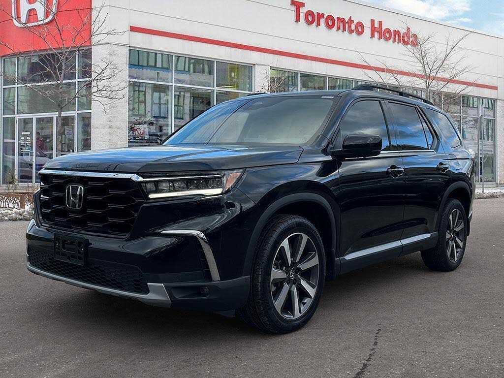 2023 Honda Pilot Touring AWD