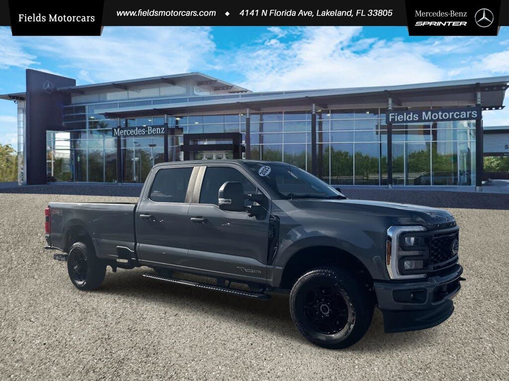 2025 Ford F-350 Super Duty XL Crew Cab 4WD