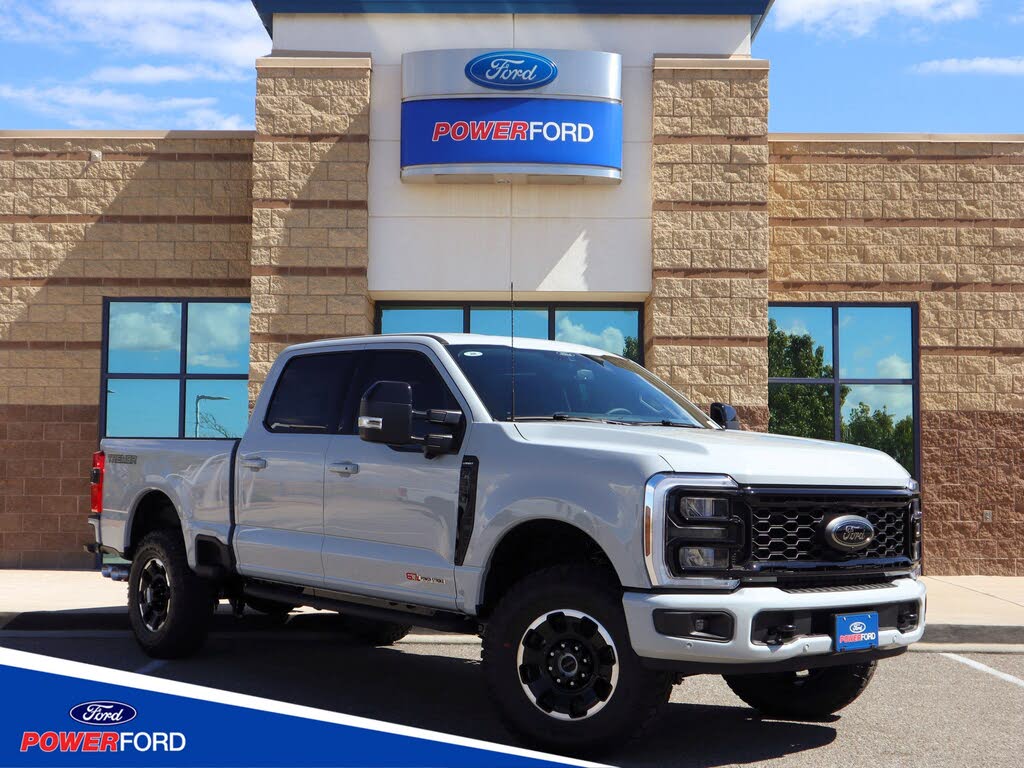 2026 Ford F-350 Super Duty Lariat Crew Cab 4WD