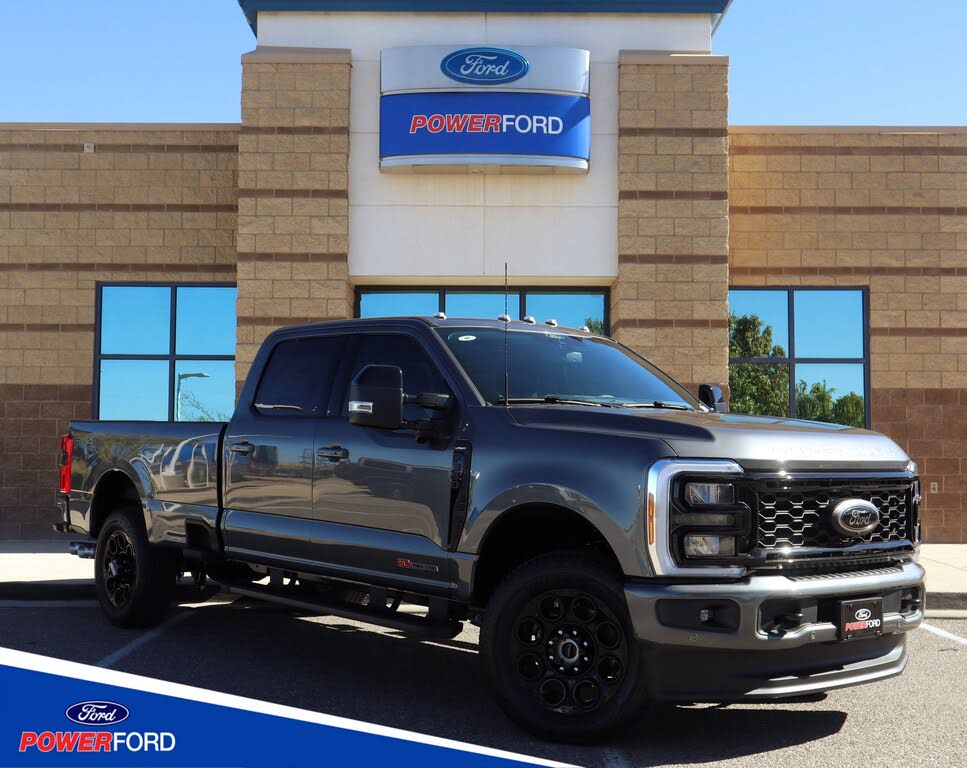 2026 Ford F-350 Super Duty Lariat Crew Cab 4WD