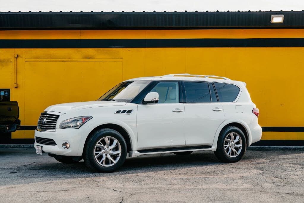 2011 INFINITI QX56 4WD