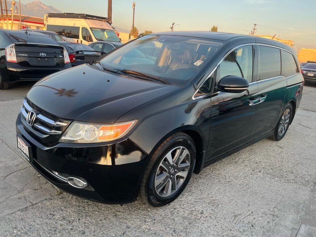 2014 Honda Odyssey Touring FWD