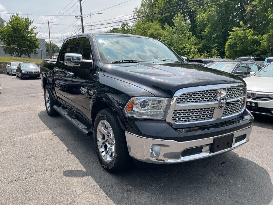 2015 RAM 1500 Laramie Crew Cab 4WD