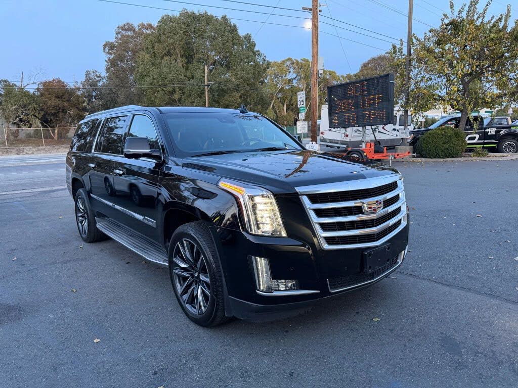 2016 Cadillac Escalade ESV Luxury 4WD