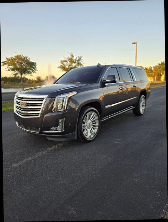 2017 Cadillac Escalade ESV Platinum RWD