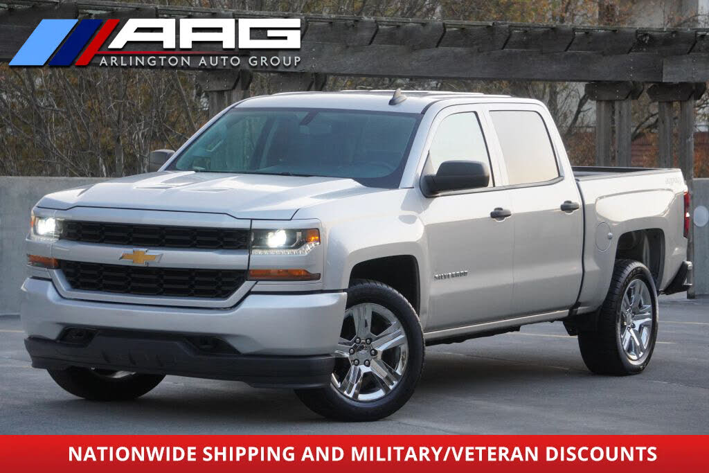 2018 Chevrolet Silverado 1500 Custom Crew Cab 4WD