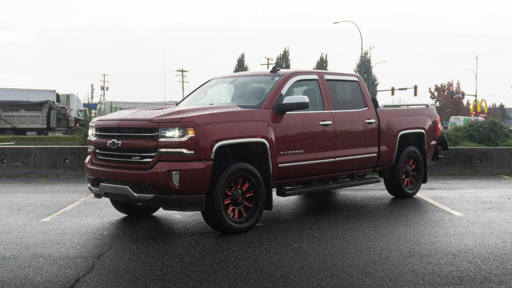 2018 Chevrolet Silverado 1500 LTZ Crew Cab 4WD