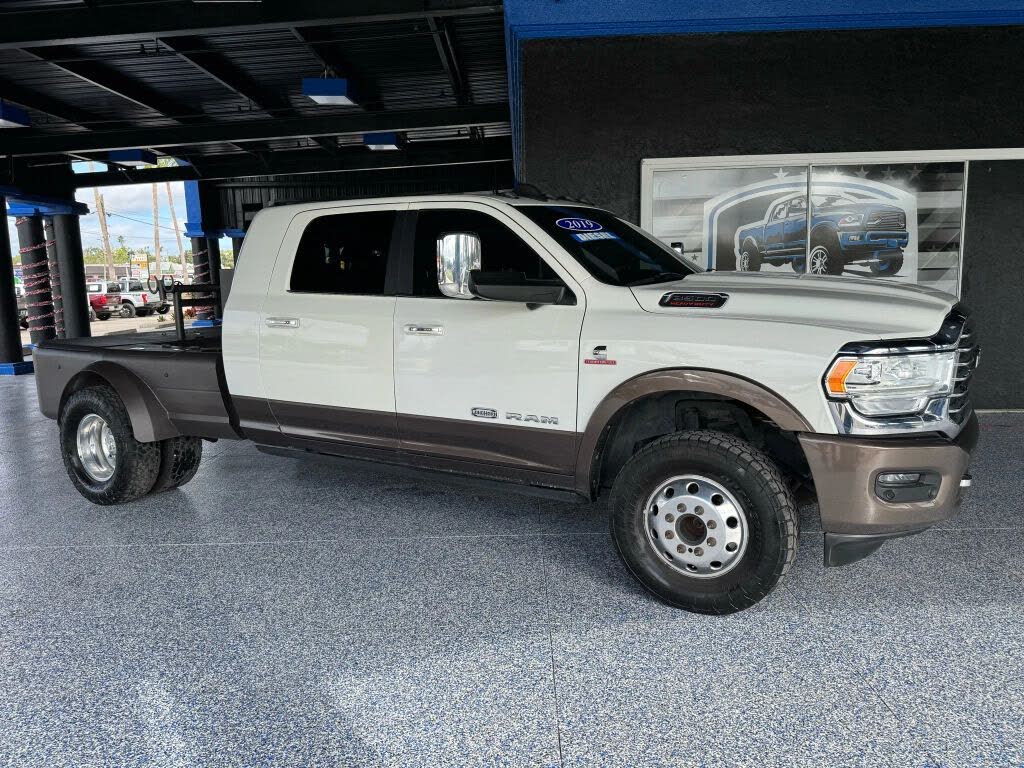 2019 RAM 3500 Laramie Longhorn Mega Cab DRW 4WD