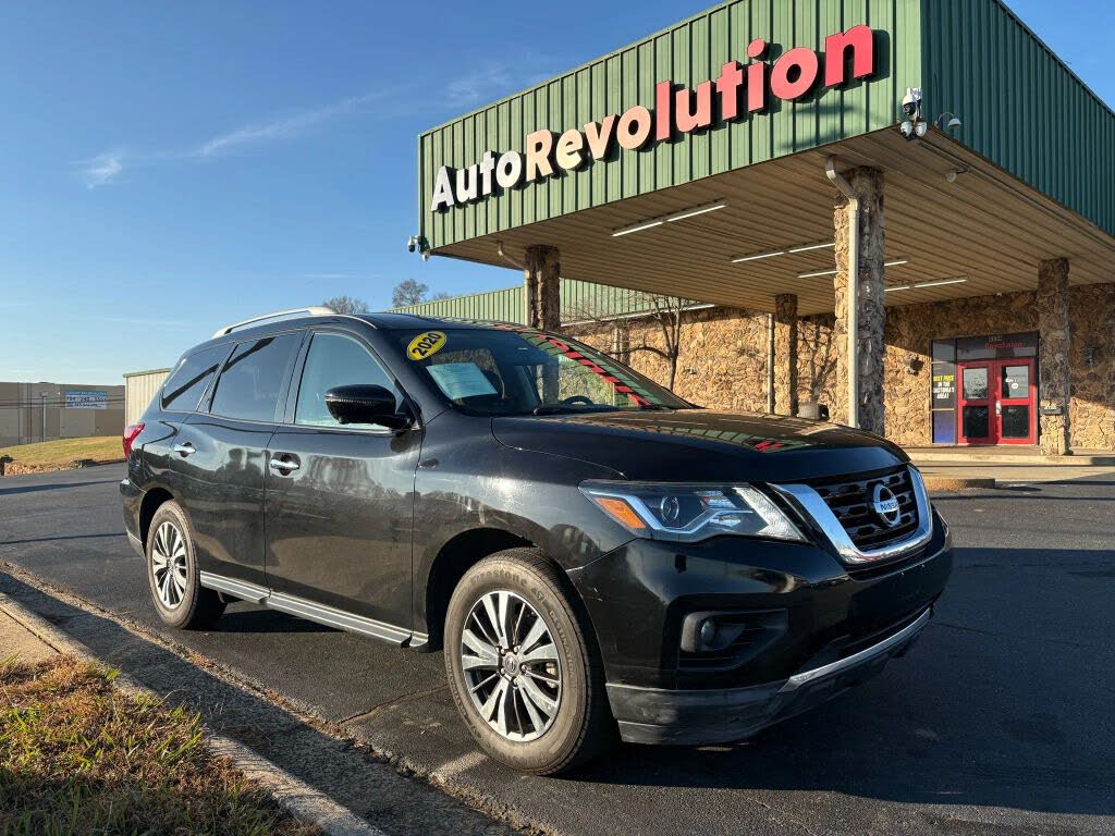 2020 Nissan Pathfinder SL FWD