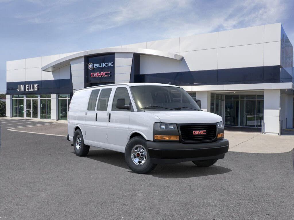 2025 GMC Savana Cargo 2500 RWD