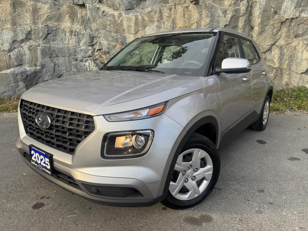 2025 Hyundai Venue Essential FWD