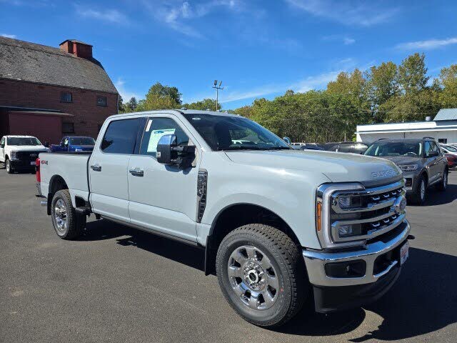 2026 Ford F-250 Super Duty Lariat Crew Cab 4WD