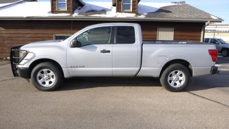 2017 Nissan Titan S King Cab 4WD