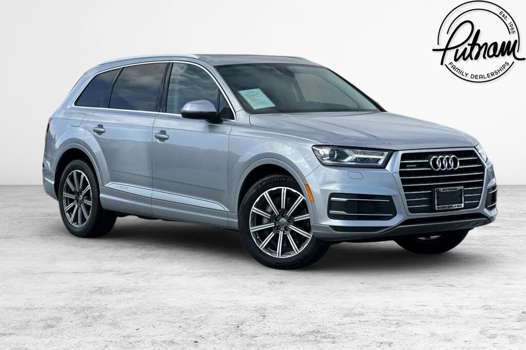 2019 Audi Q7 45 TFSI quattro SE Premium
