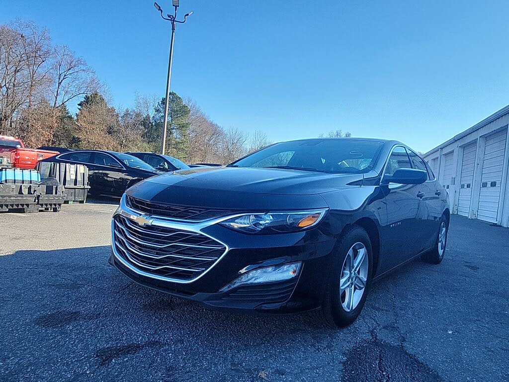 2024 Chevrolet Malibu LT with 1LT FWD