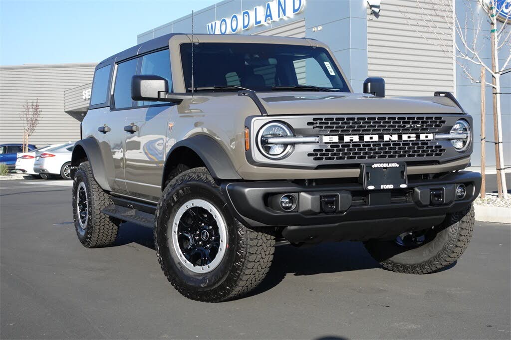 2025 Ford Bronco Badlands 4-Door 4WD