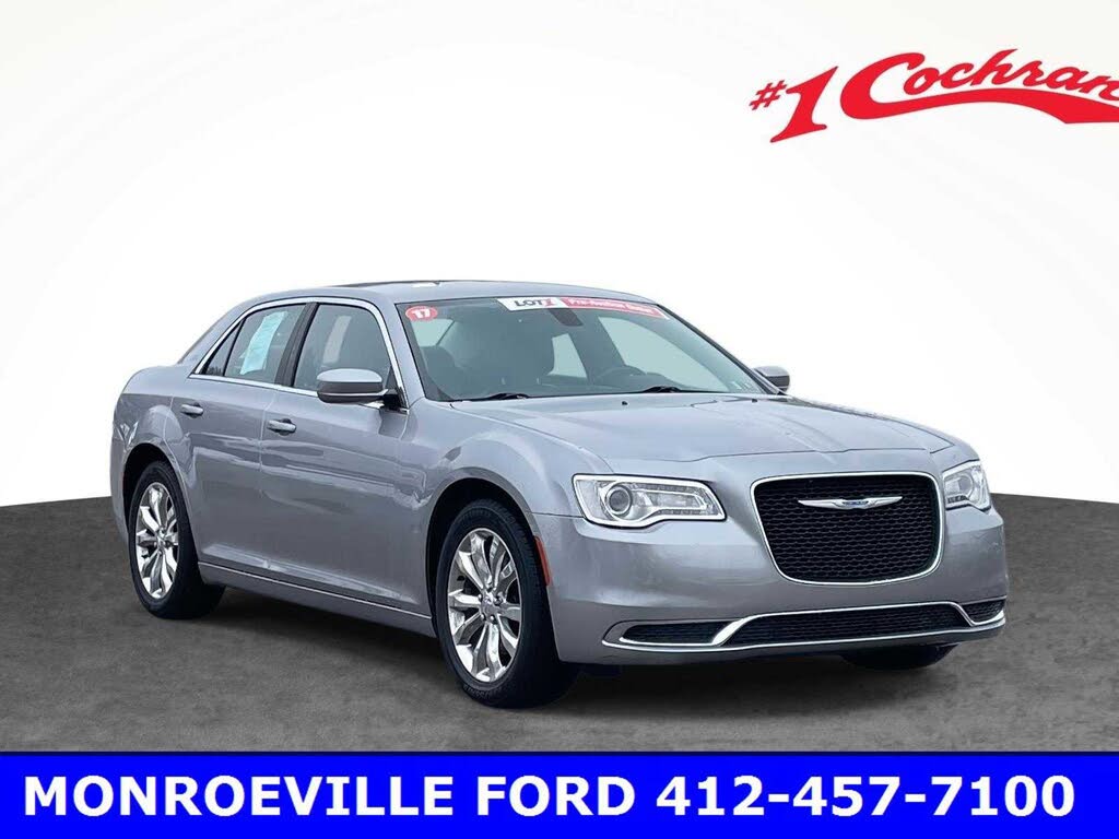 2017 Chrysler 300 Limited AWD