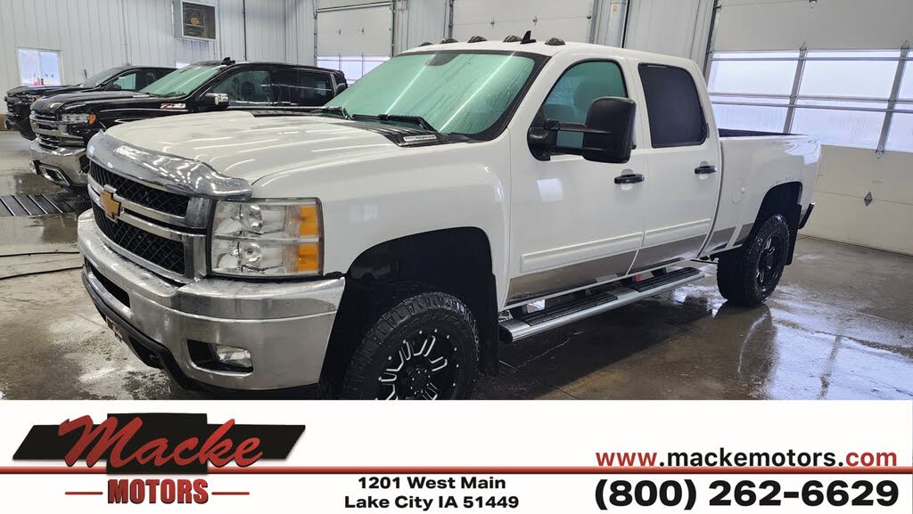2014 Chevrolet Silverado 2500HD LT Crew Cab 4WD