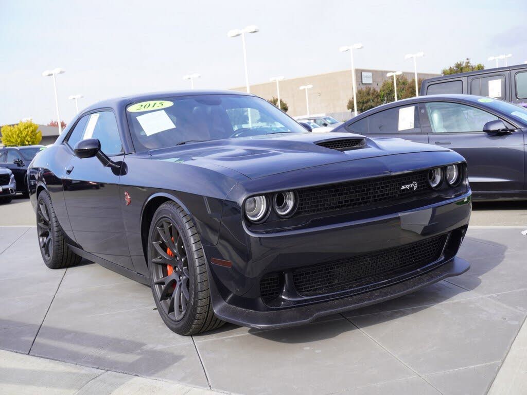 2015 Dodge Challenger SRT Hellcat RWD