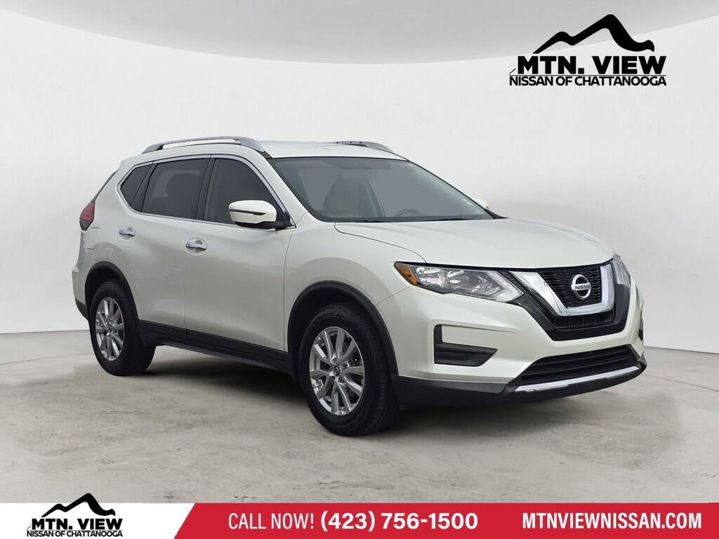 2017 Nissan Rogue SV FWD