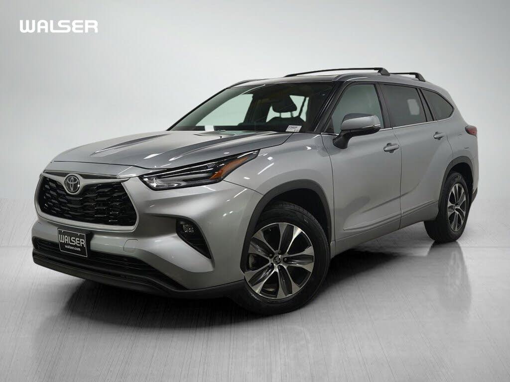 2022 Toyota Highlander XLE AWD