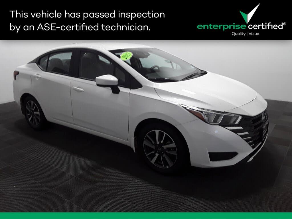 2023 Nissan Versa SV FWD