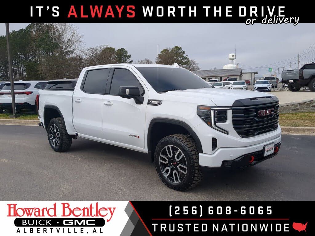 2025 GMC Sierra 1500 AT4 Crew Cab 4WD