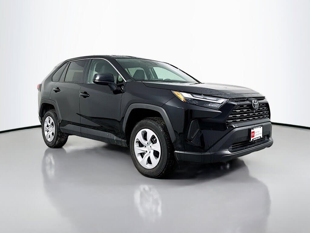 2025 Toyota RAV4 LE AWD