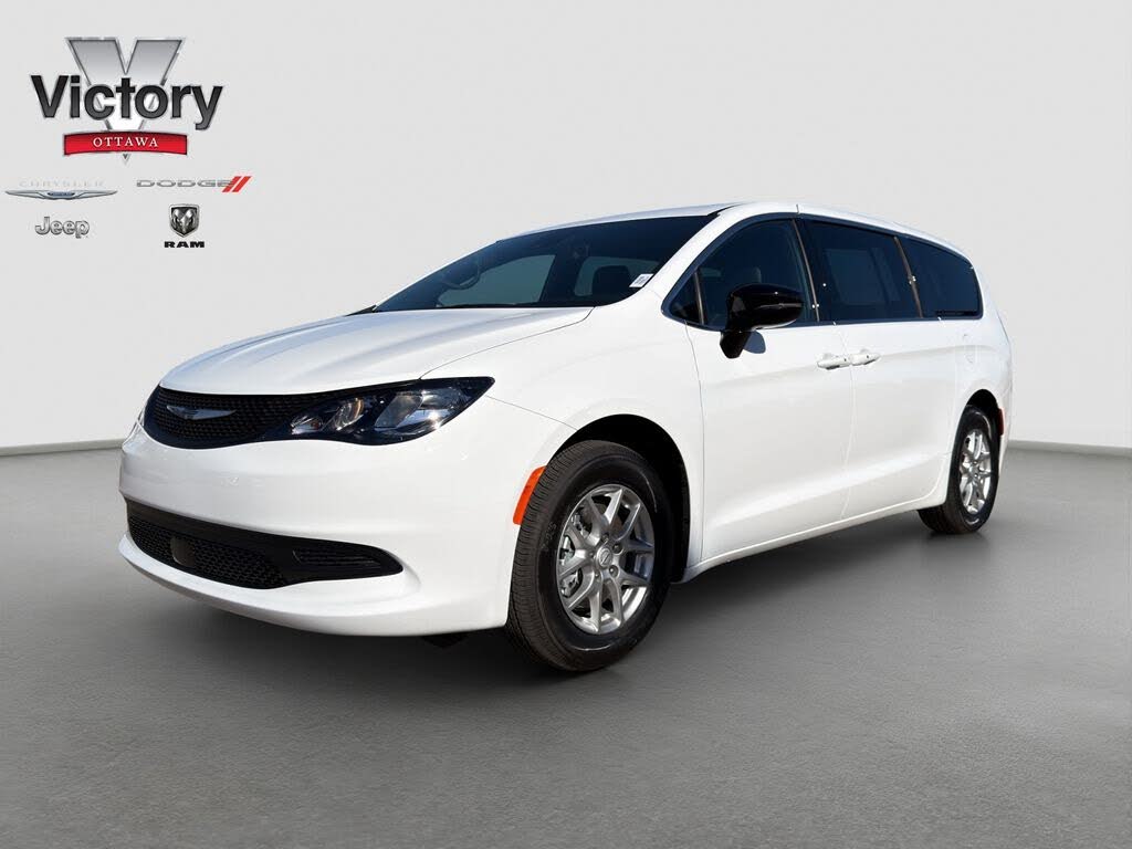 2026 Chrysler Voyager LX FWD