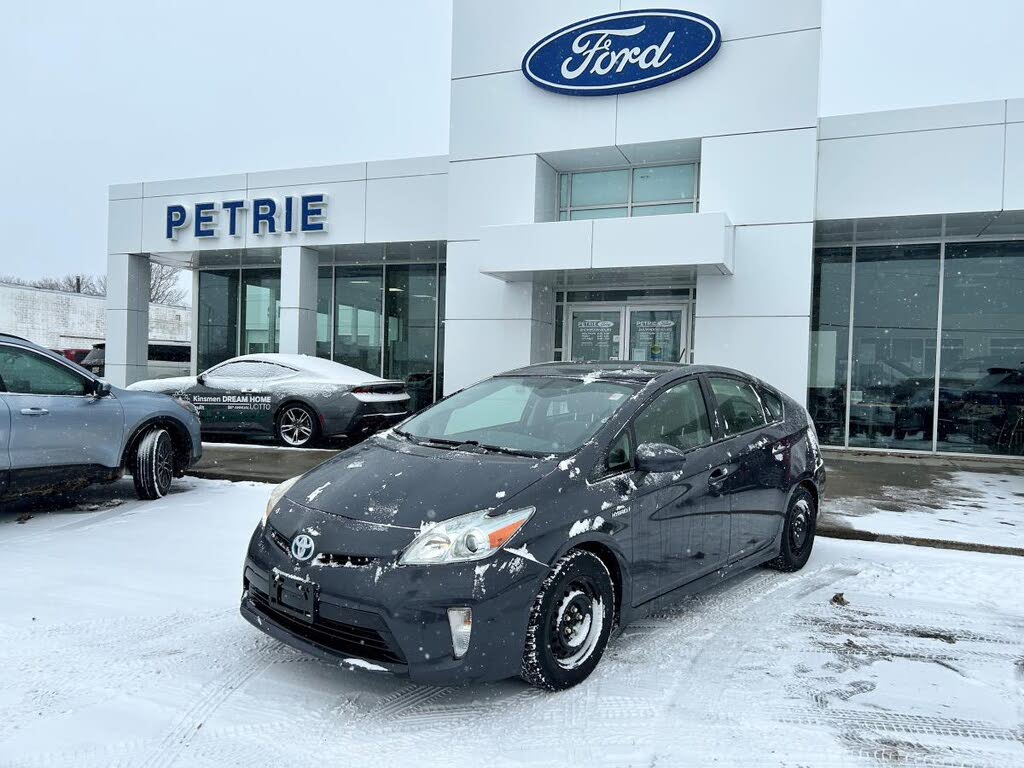 Toyota Prius Base 2014