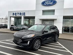 Ford Escape Hybrid Plug-in Titanium FWD