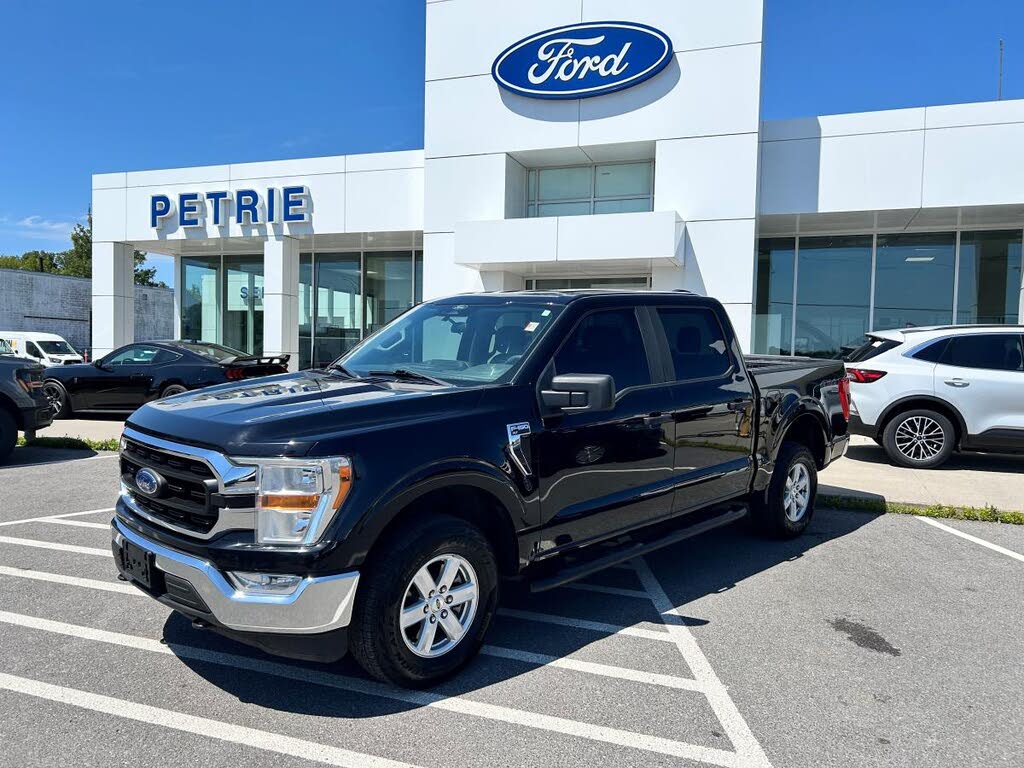 Ford F-150 XLT SuperCrew 4WD 2022