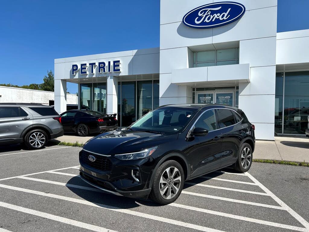 2023 Ford Escape Platinum AWD