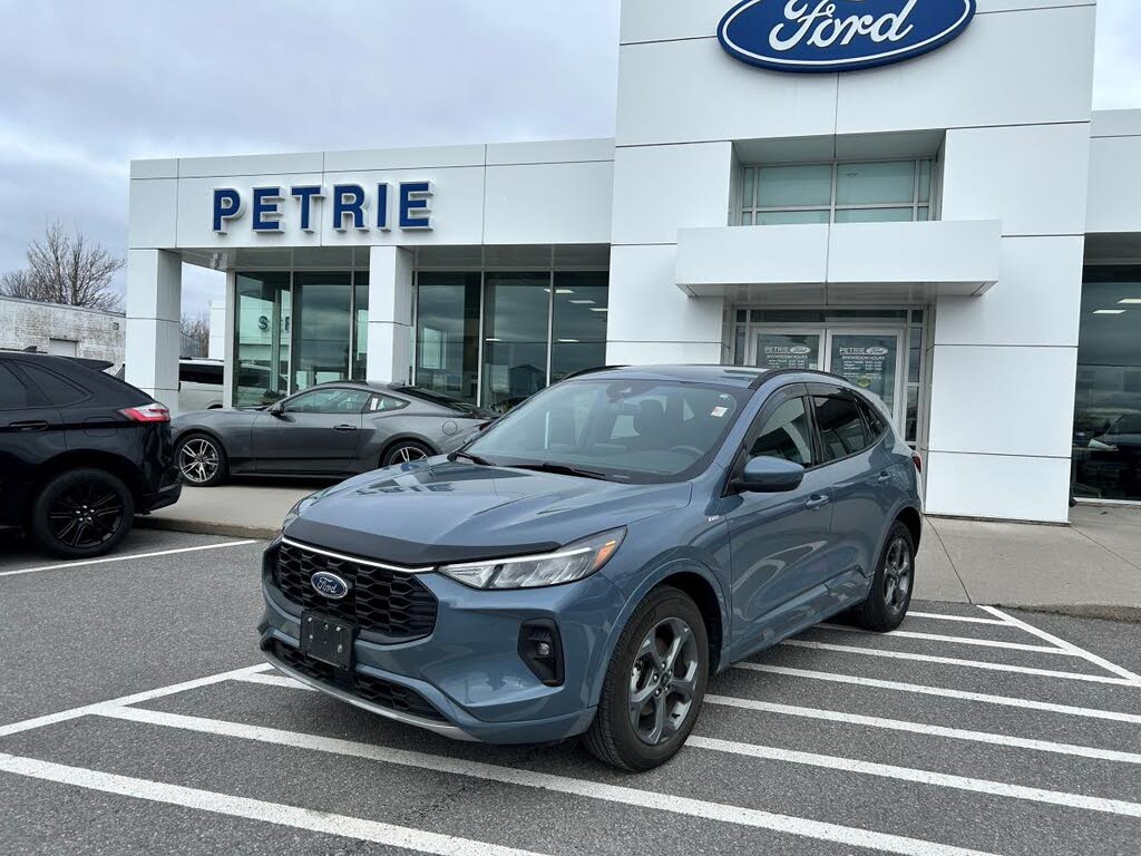2023 Ford Escape ST-Line Select AWD
