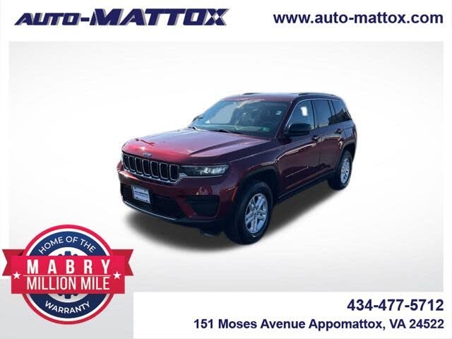 2023 Jeep Grand Cherokee Laredo 4WD