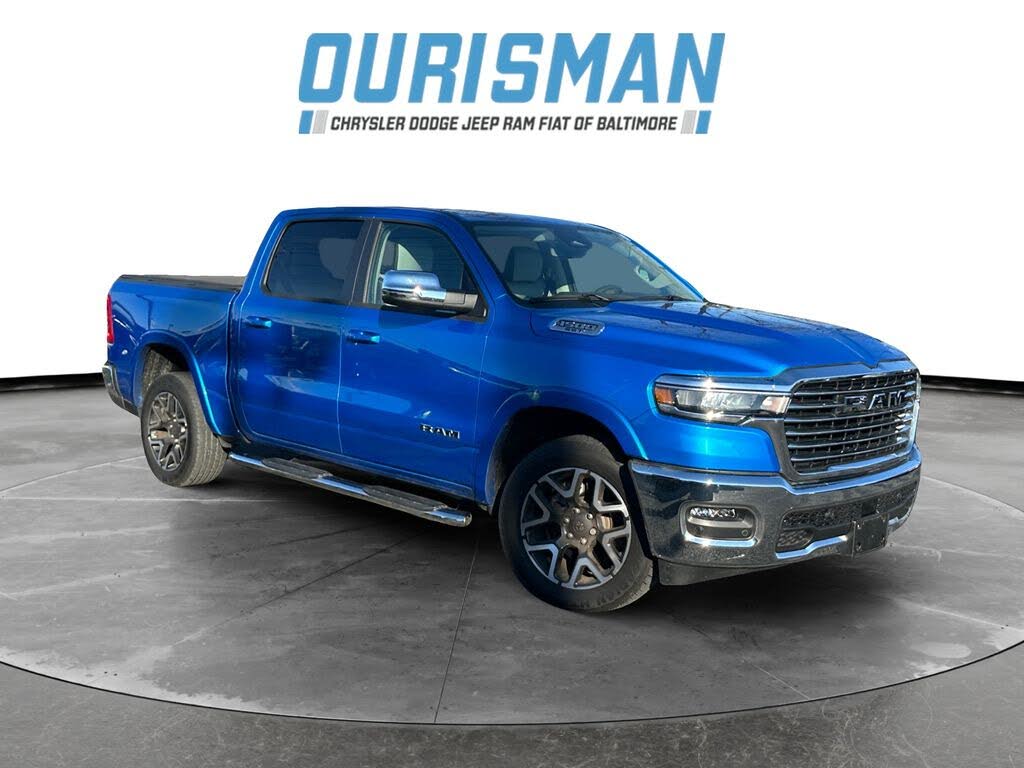 2025 RAM 1500 Laramie Crew Cab 4WD