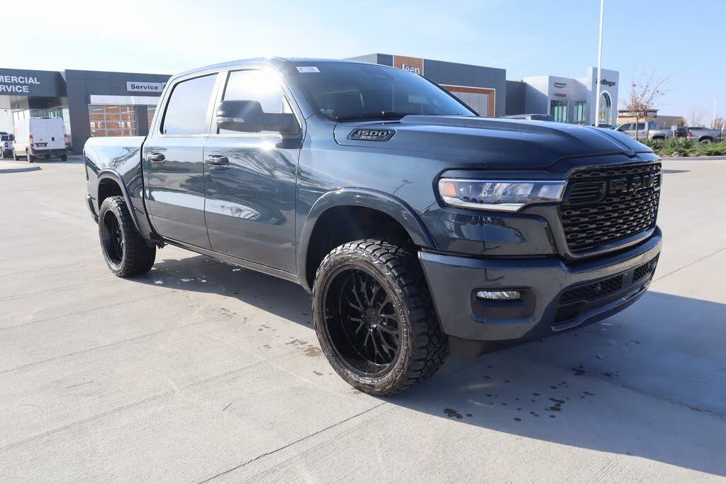 2025 RAM 1500 Big Horn Crew Cab 4WD